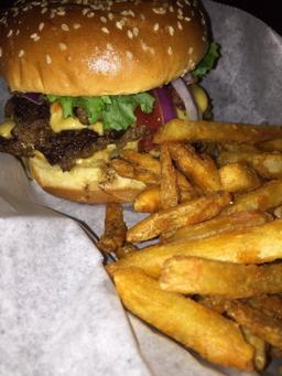 Double Cheeseburger